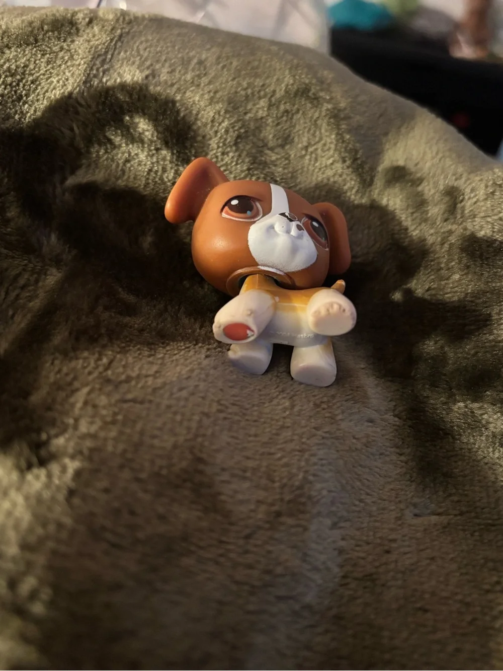 Littlest Pet Shop Brown and White Puppy Figurine